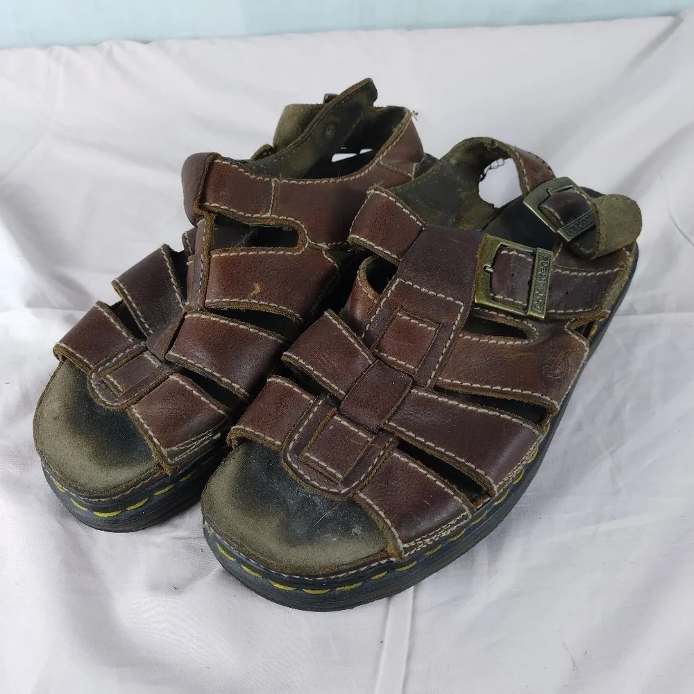 Vtg Dr Martens Men's Size 11  Platform Leather Sandals England Summer Wear